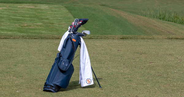 How Do You Organize a 14 Slot Golf Bag? A Complete Guide